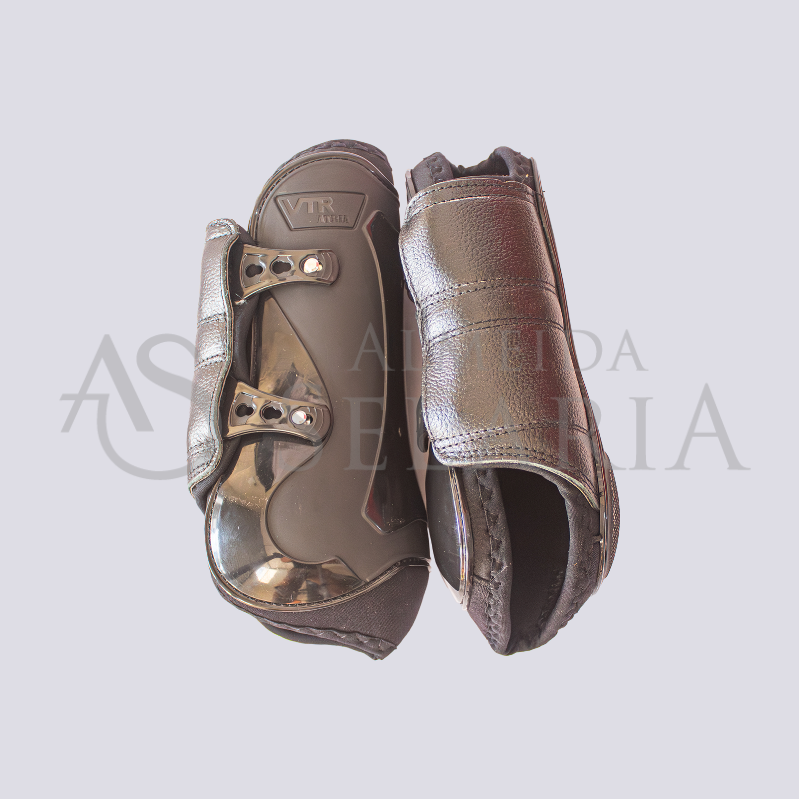 CANELEIRA ATRIA PINO COM COURO - VTR - Imagem 2