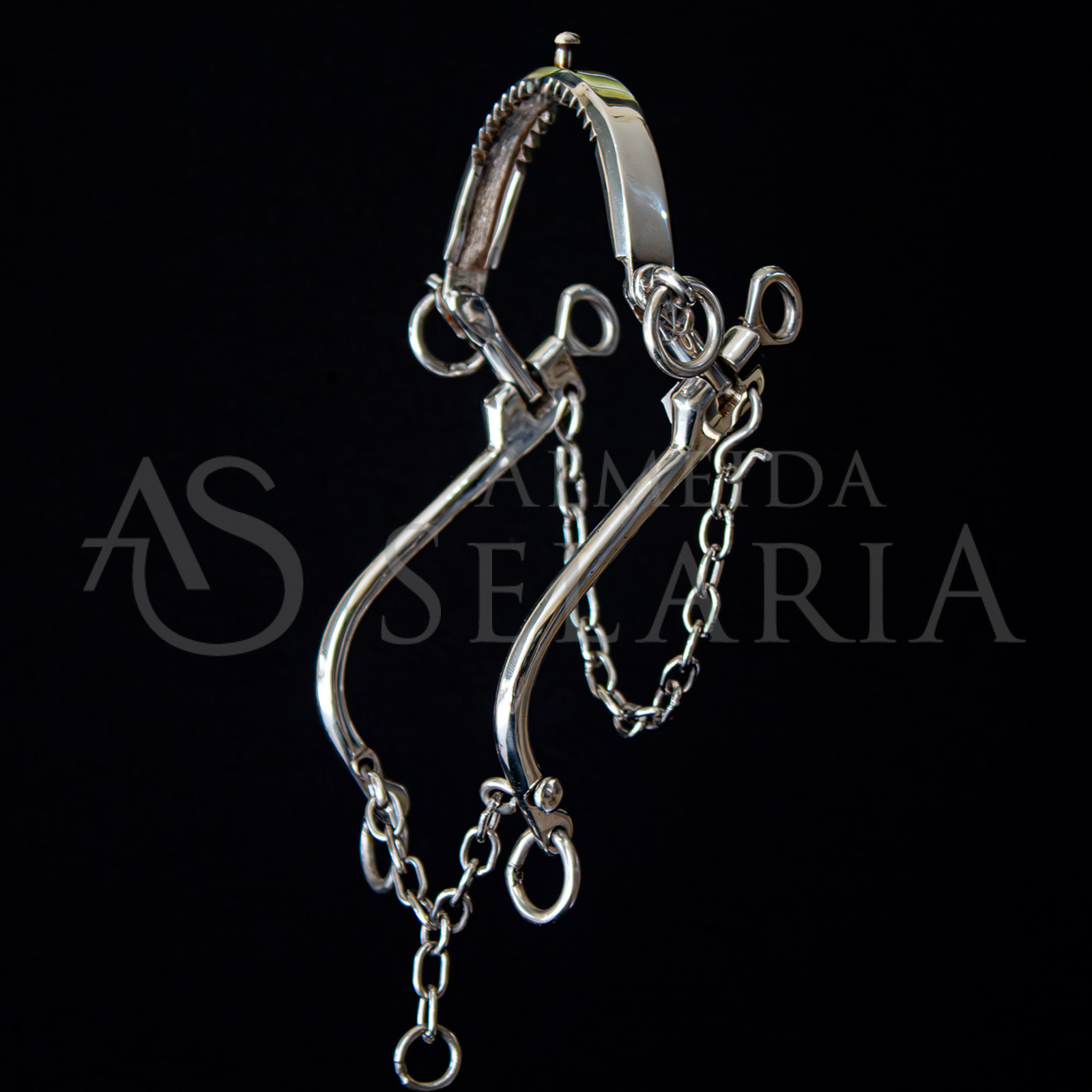 BREQUE PERNA DE ARRAME - CARA MOLE